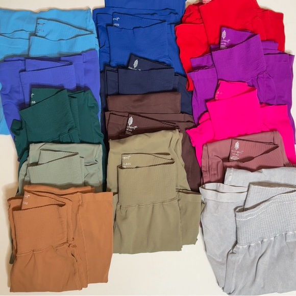 NWOT free people flares!! Sold out online/NLA. $98 retail. - Picture 6 of 10